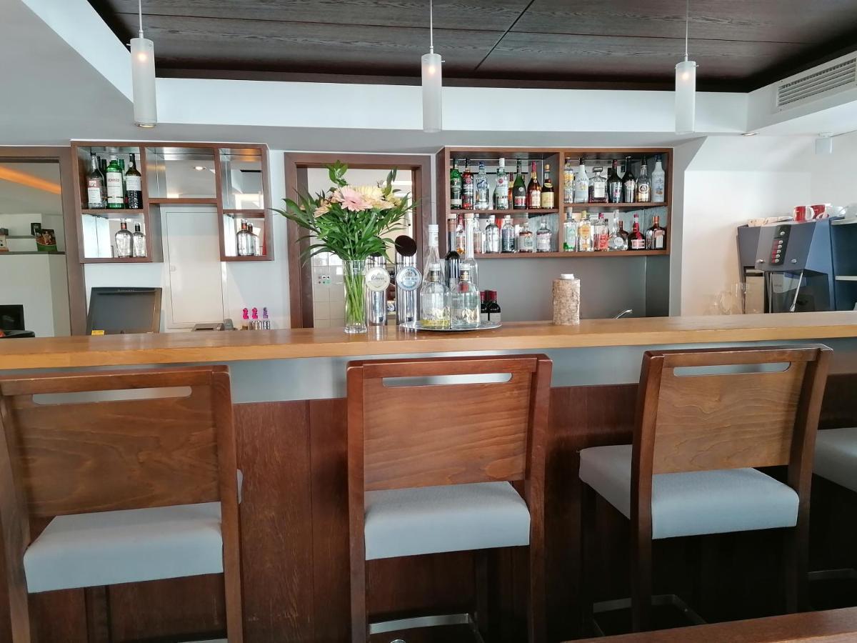 Hotel-Pension Hoferhaus Нойкірхен-ам-Гросфенедігер Екстер'єр фото