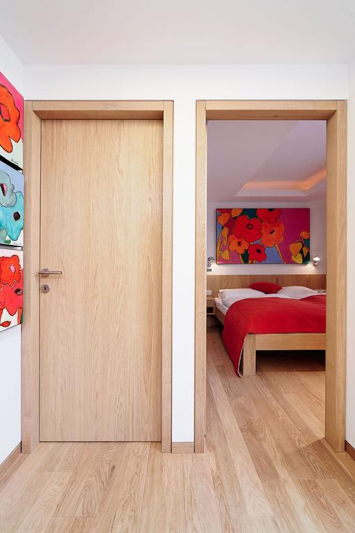 Hotel-Pension Hoferhaus Нойкірхен-ам-Гросфенедігер Екстер'єр фото